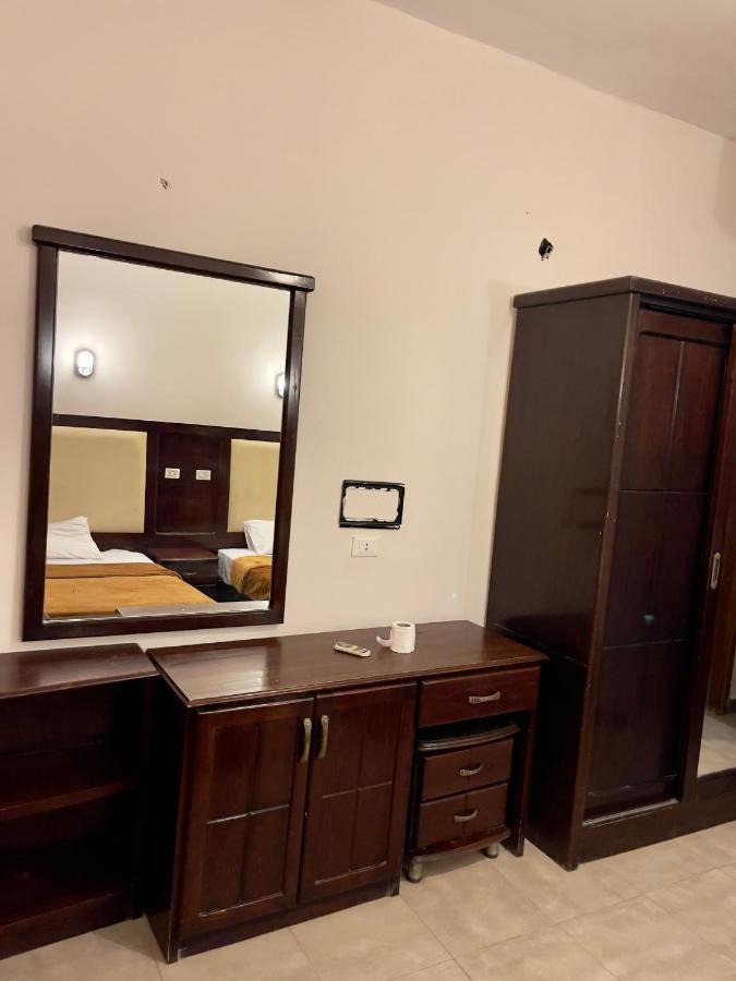 Black Prince Hotel Dahab Bagian luar foto